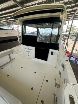 Boston-whaler 325-CONQUEST image