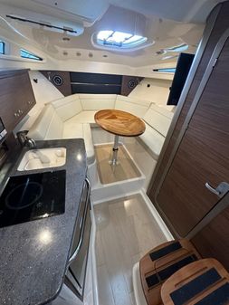 Boston-whaler 325-CONQUEST image