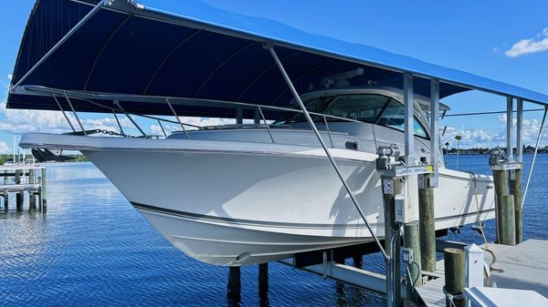 Pursuit OS 385 Offshore