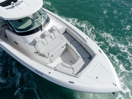 Tiara-yachts 43-LS image