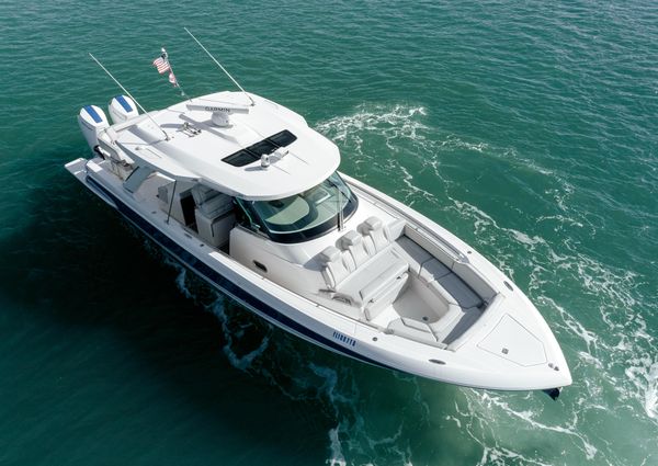 Tiara-yachts 43-LS image