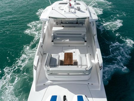 Tiara-yachts 43-LS image