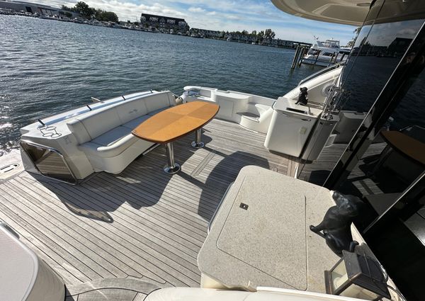 Sea Ray 60 Sundancer image