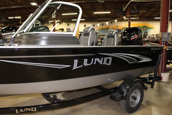 Lund 1750 Rebel XS Sport - main image