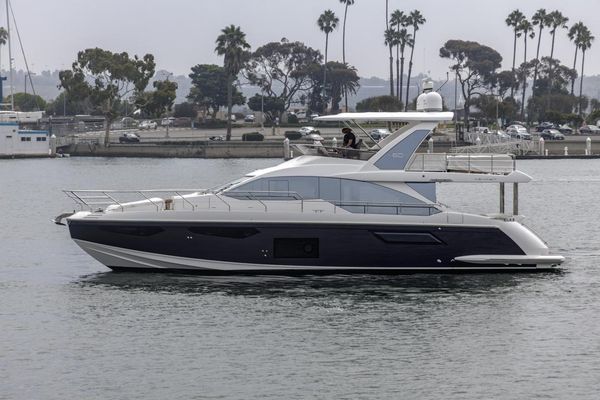 Azimut 60 Flybridge - main image