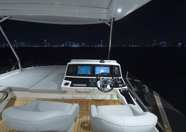 Sunseeker Manhattan 68 image