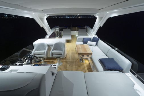 Sunseeker Manhattan 68 image