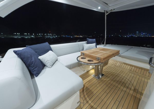 Sunseeker Manhattan 68 image