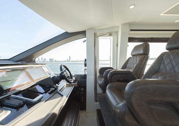 Sunseeker Manhattan 68 image