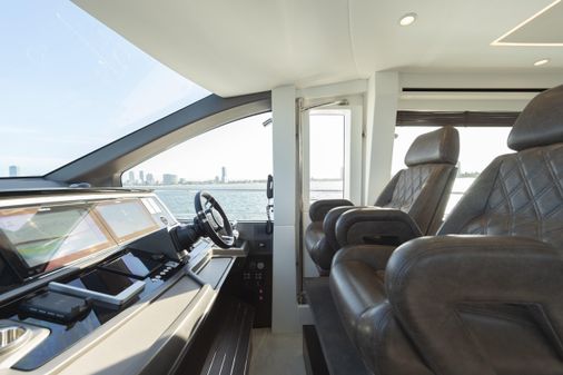 Sunseeker Manhattan 68 image