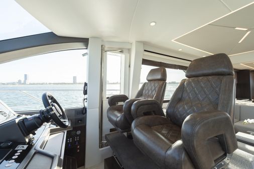 Sunseeker Manhattan 68 image