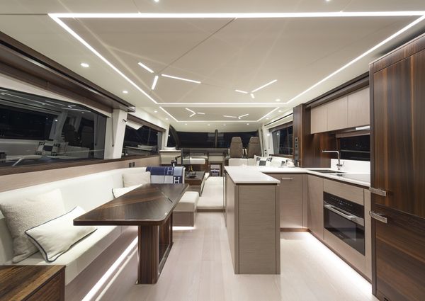 Sunseeker Manhattan 68 image