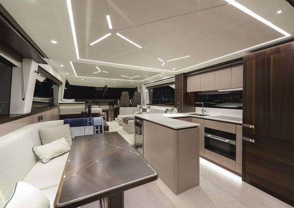 Sunseeker Manhattan 68 image