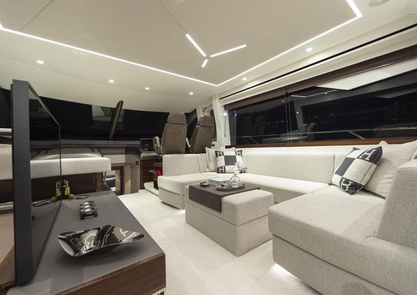 Sunseeker Manhattan 68 image