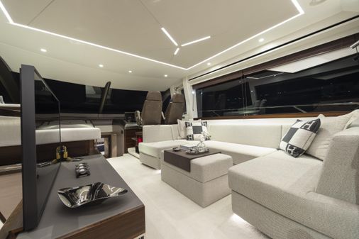 Sunseeker Manhattan 68 image