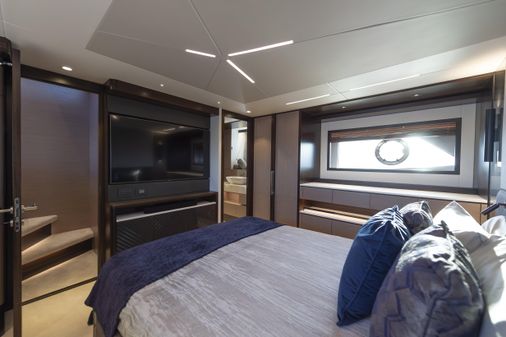 Sunseeker Manhattan 68 image