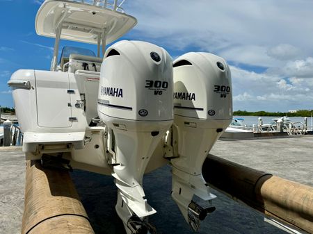 Intrepid 327 Center Console image