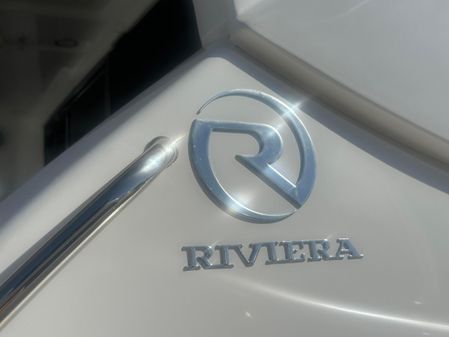 Riviera 445 SUV image