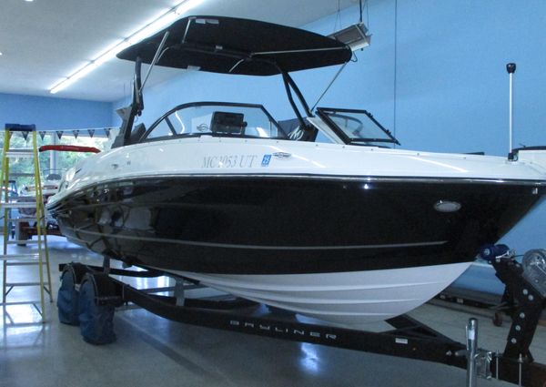 Bayliner VR6-BOWRIDER-I-O image