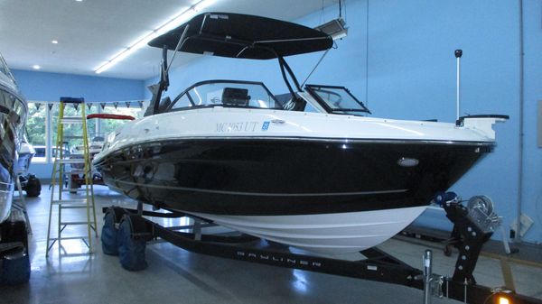 Bayliner VR6-BOWRIDER-I-O image