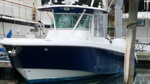 Everglades 35 Center Console