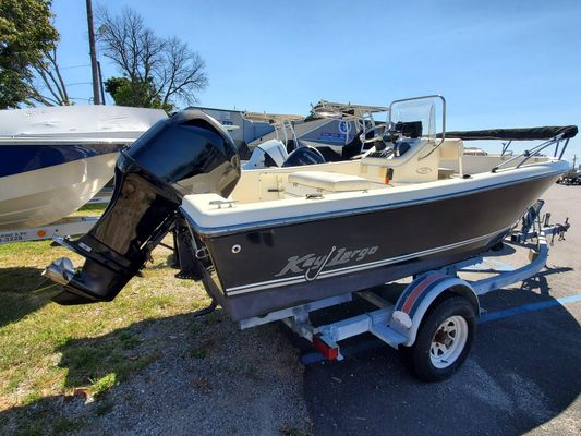 Key-largo 180-CENTER-CONSOLE - main image