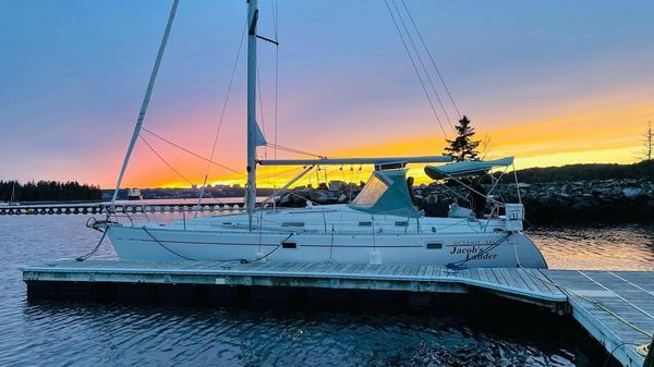 Beneteau Oceanis 381