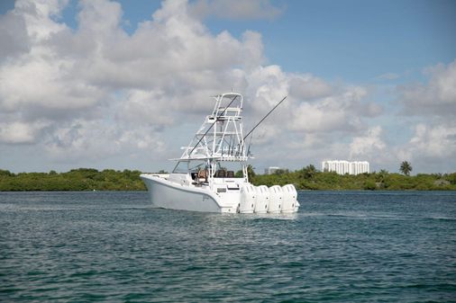 Yellowfin 54 Offshore image