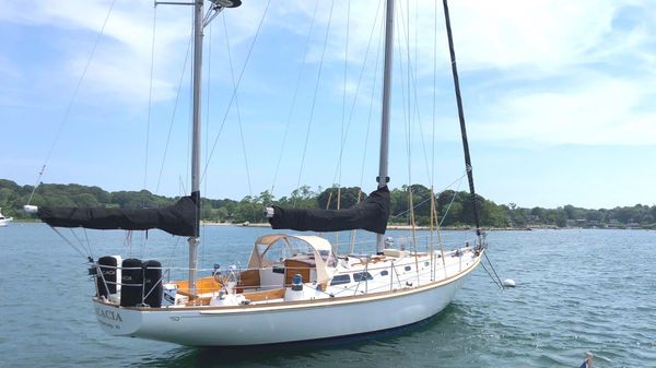 Hinckley Bermuda 40