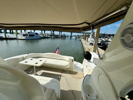 Sea Ray Express Cruiser 410 image