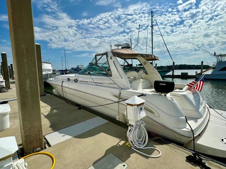 Sea Ray Express Cruiser 410 image