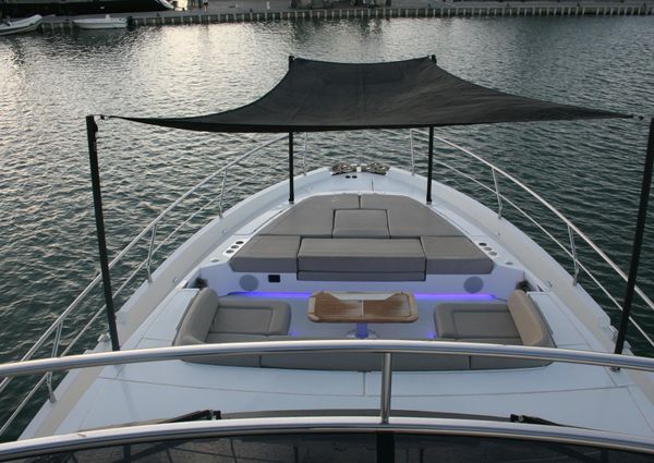 Fairline SQUADRON-68 image