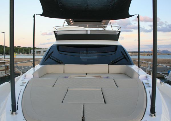 Fairline SQUADRON-68 image