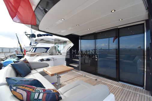 Fairline SQUADRON-68 image