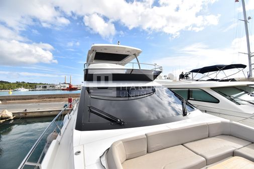 Fairline SQUADRON-68 image