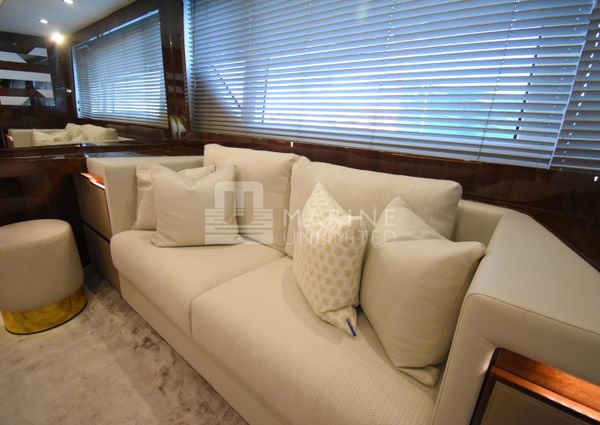 Fairline SQUADRON-68 image