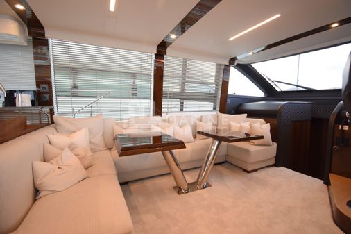 Fairline SQUADRON-68 image