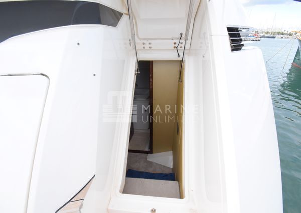 Fairline SQUADRON-68 image