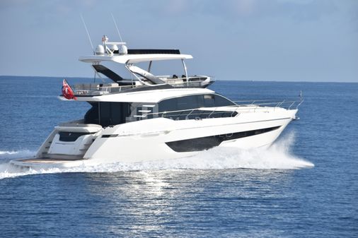 Fairline SQUADRON-68 image