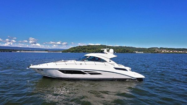 Sea Ray 540DA