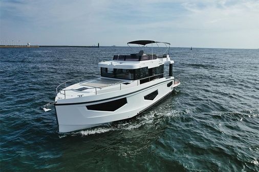 Cobra Yachts Seamaster 45 image