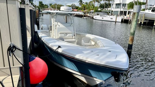 Mako 334 CC