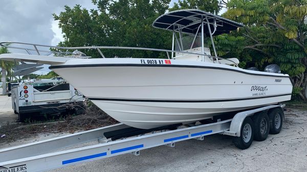 Pursuit 2470 Center Console