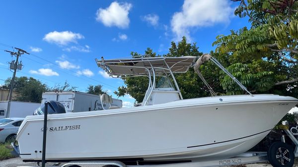 Sailfish 2380 CC