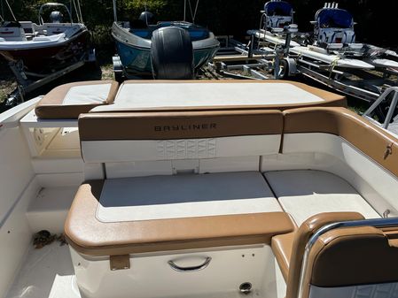 Bayliner VR6 Bowrider OB image