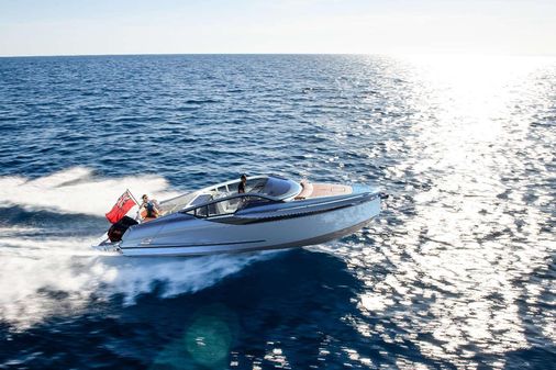 Fairline F//Line 33 Outboard image