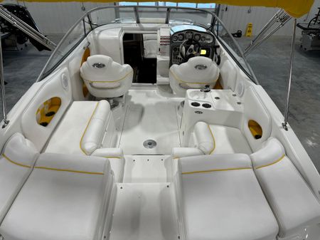 Ebbtide 2600-SS-CUDDY-BOW-RIDER image