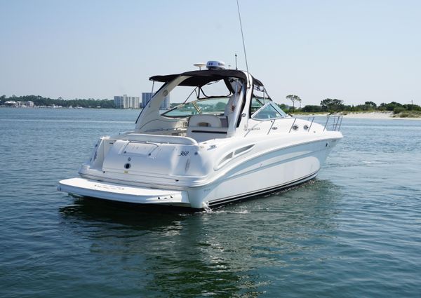 Sea Ray 360 Sundancer image