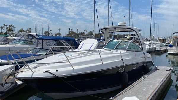 Monterey 335 Sport Yacht