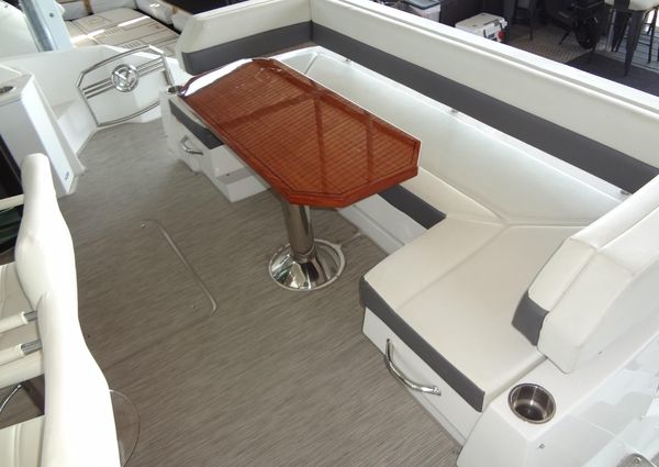 Cruisers Yachts 50 Cantius image